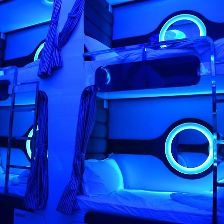 Ocean Dormitory Mumbai Exterior photo