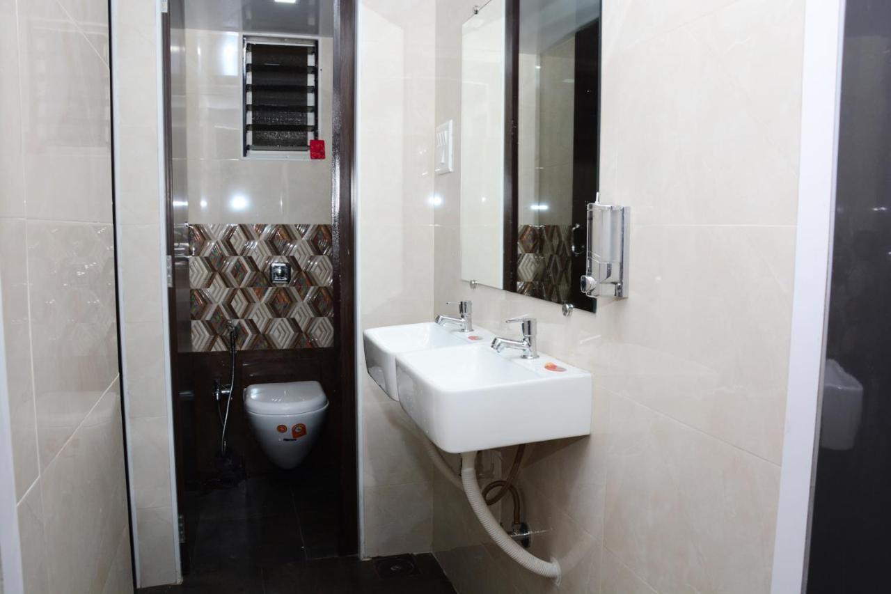 Ocean Dormitory Mumbai Exterior photo