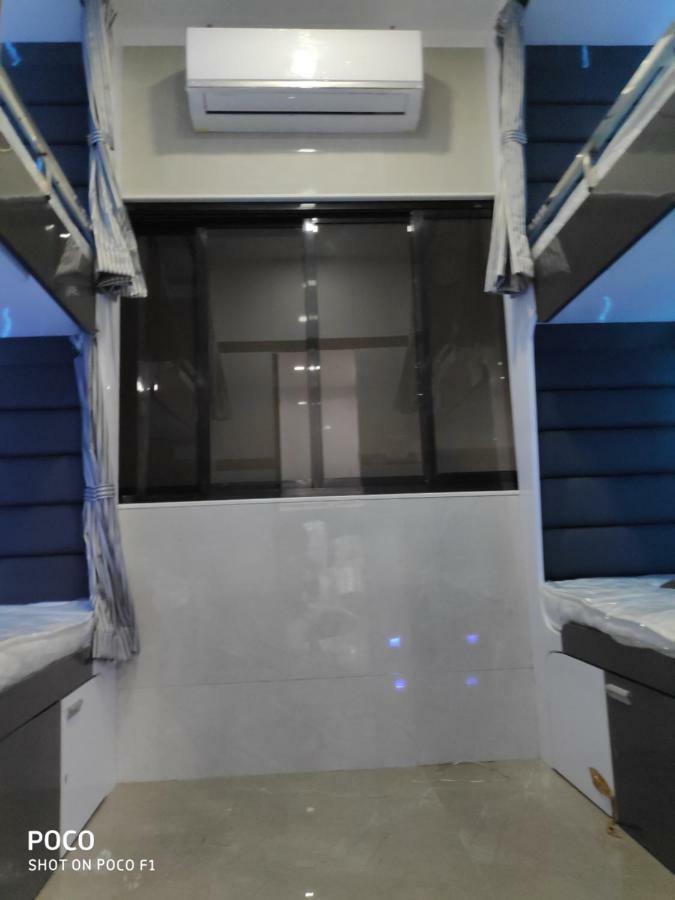 Ocean Dormitory Mumbai Exterior photo